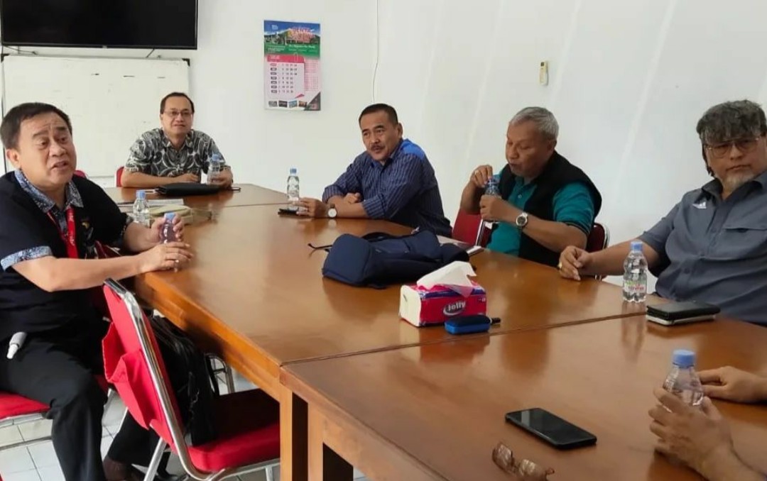 Rapat pembangunan asrama mahasiswa STTII Yogyakarta