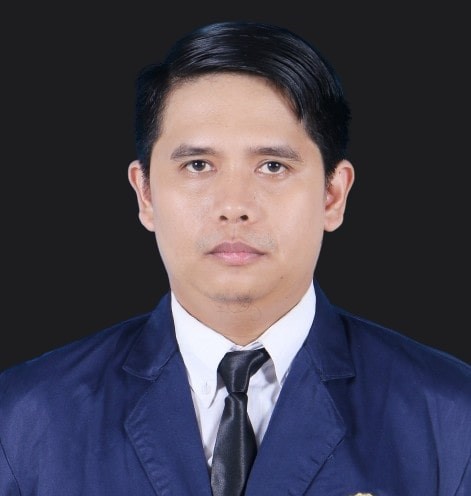 Riston Batuara, S.Pd., M.Th.